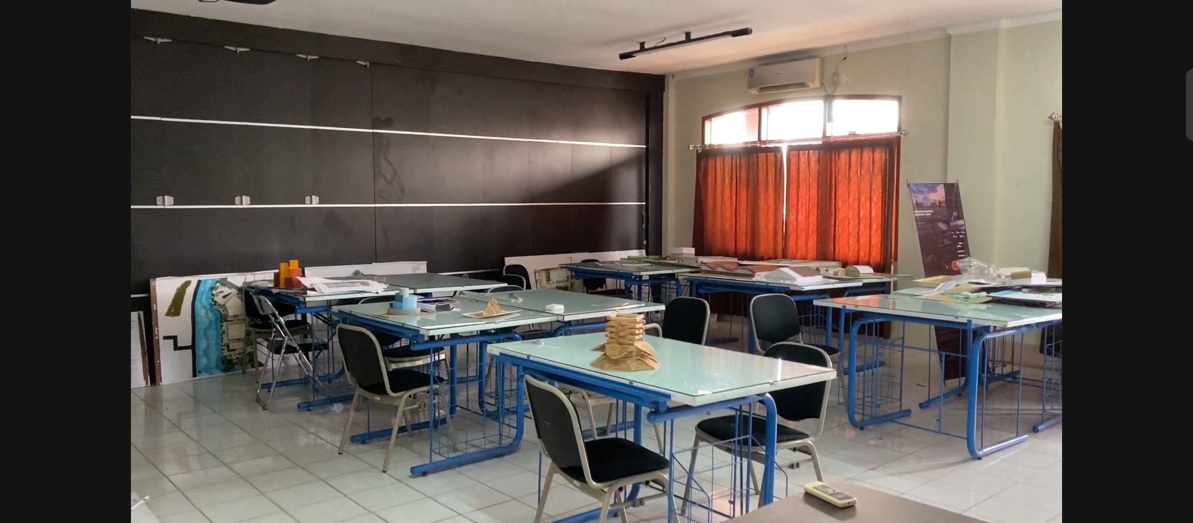 Laboratorium S1 Arsitektur
