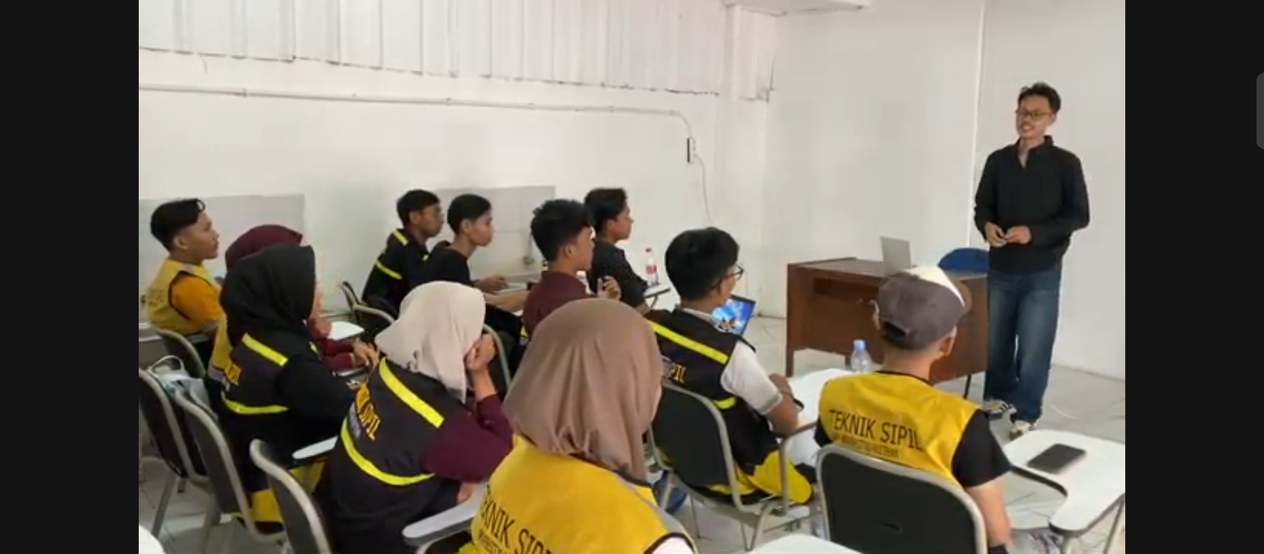 Ruang Kelas S1 Teknik Sipil