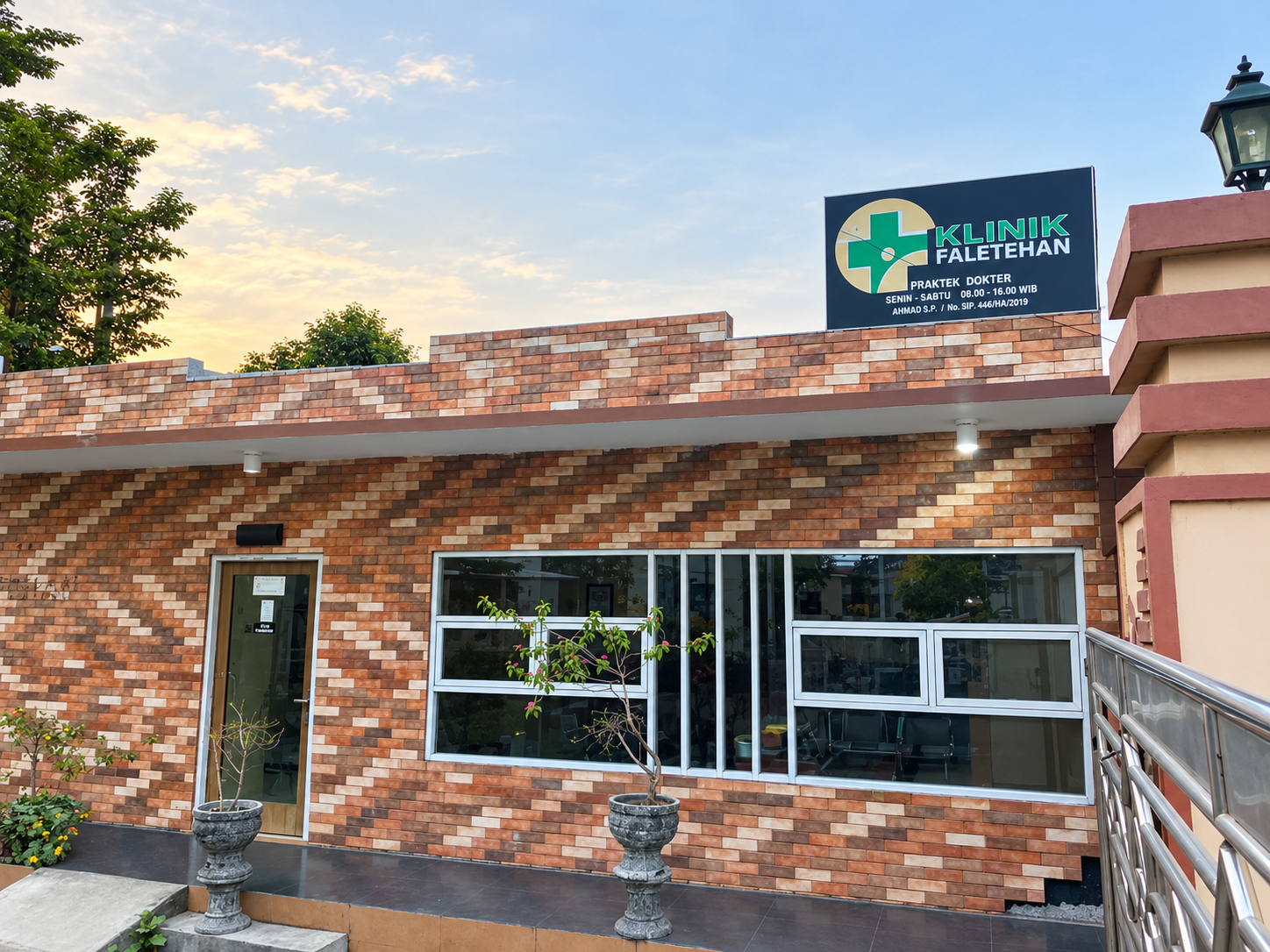Klinik Universitas Faletehan